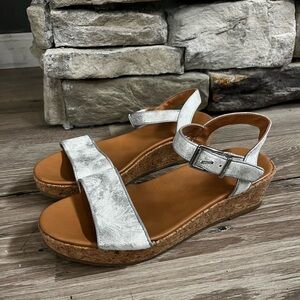 Ugg sandals/5